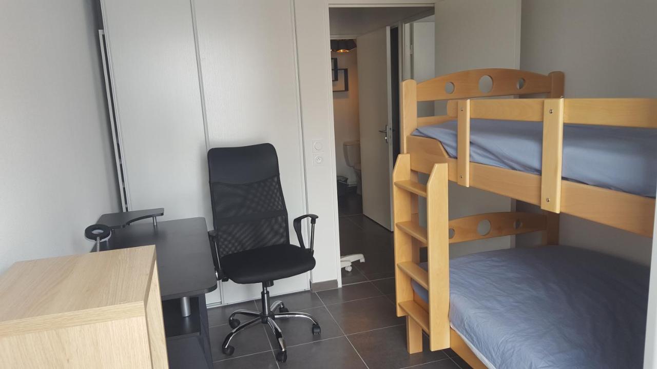 Terra Cais, Spacious 64m2, 2 Bedroom With Pool Appartement