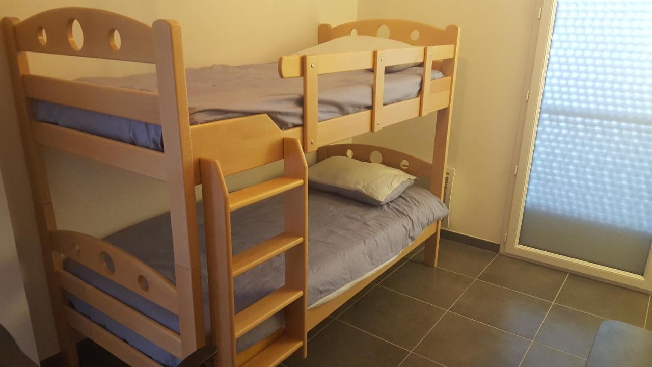 Terra Cais, Spacious 64m2, 2 Bedroom With Pool Appartement Fréjus